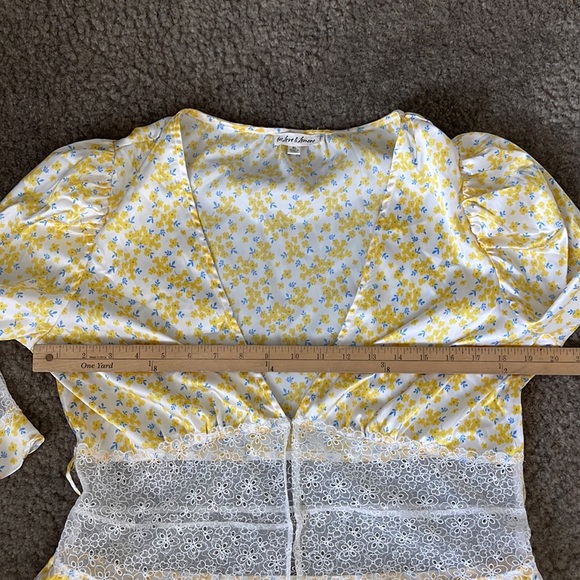 For Love And Lemons Yellow Daffodil Floral Mini Dress/Robe (XL) - Picture 10 of 16